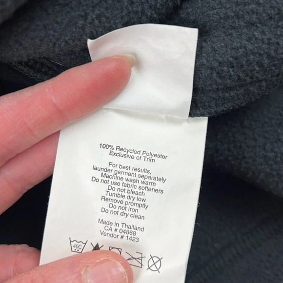 Youth MEC Mountain Equipment Co-op Fleece Zip Up  Vest - Picture 5 of 6